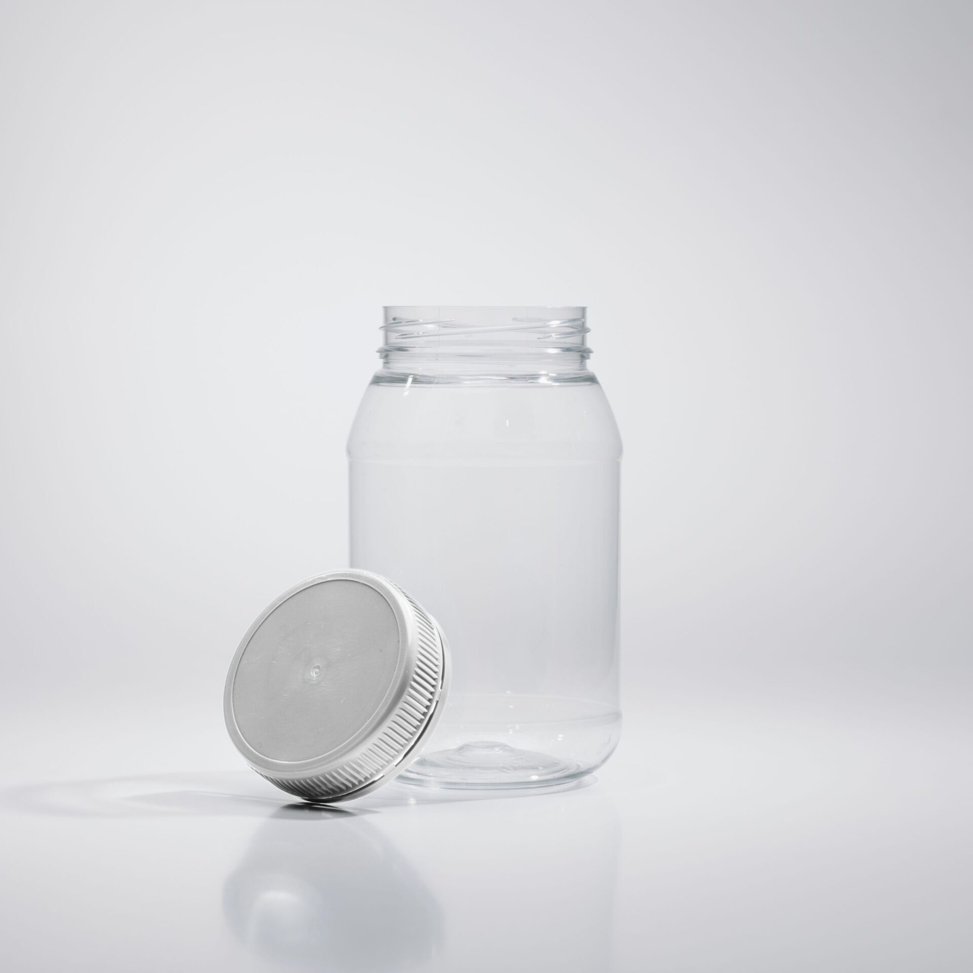 750ml Ribless Round Clear Jar with Multiseal White Closure